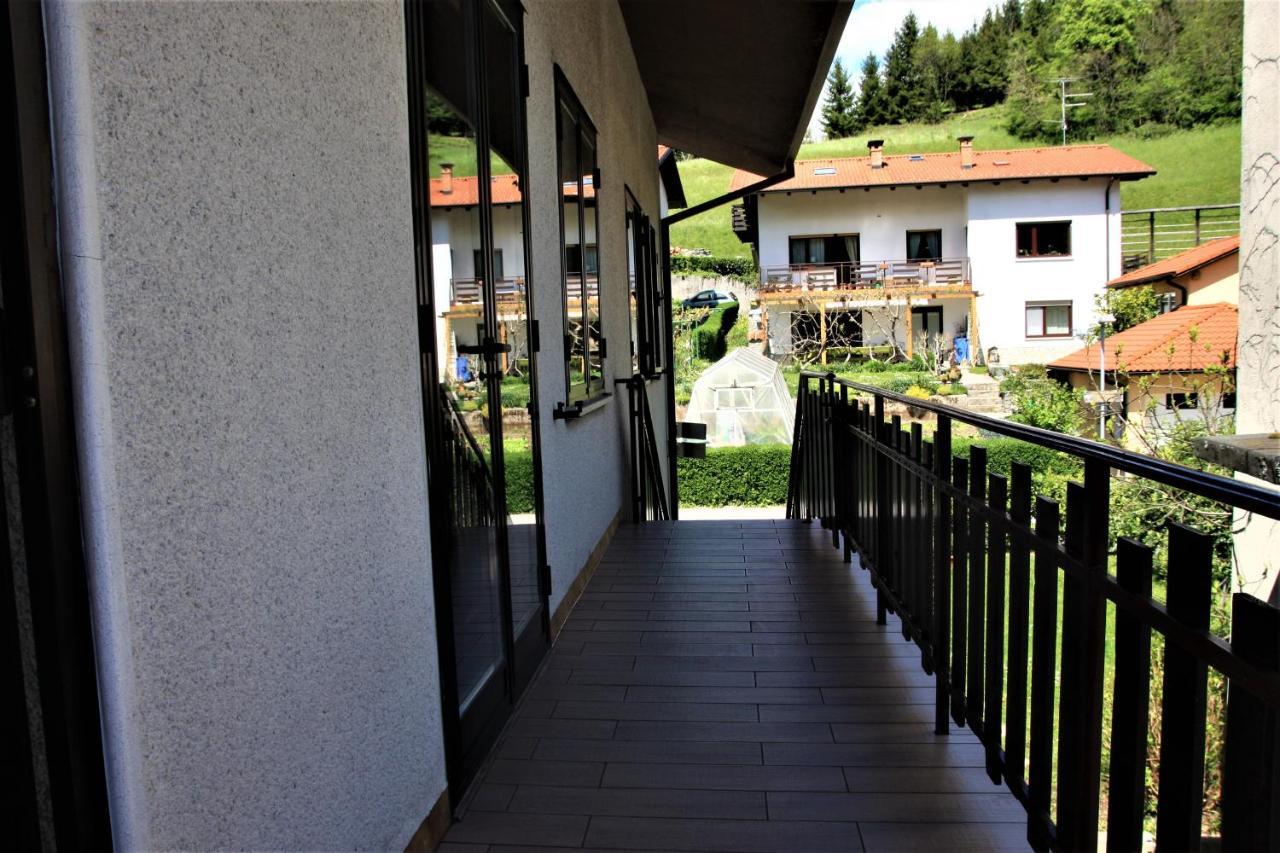 Apartma Mika Most na Soči Exterior foto