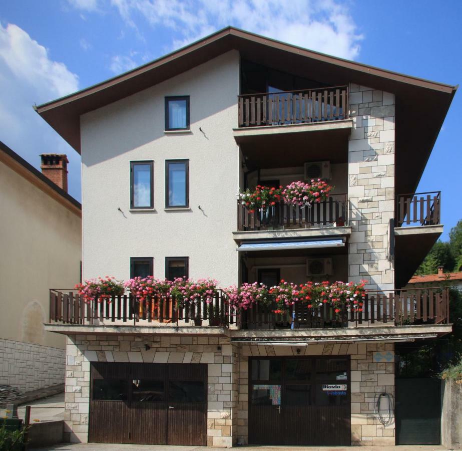 Apartma Mika Most na Soči Exterior foto